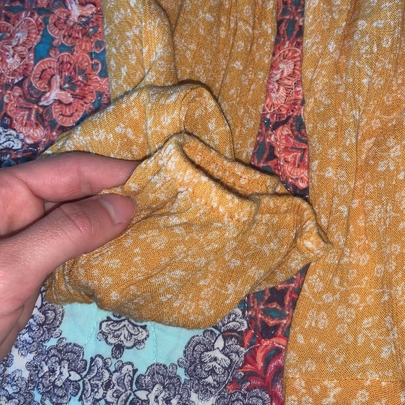 Summer top//Floral//Peplum//Abercrombie - Picture 5 of 6